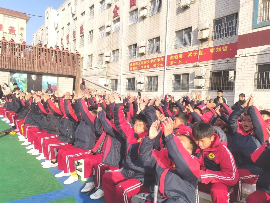 「少林鹅坡」最可爱的你——揭秘鹅坡武校校运会"心级"幕后__凤凰网