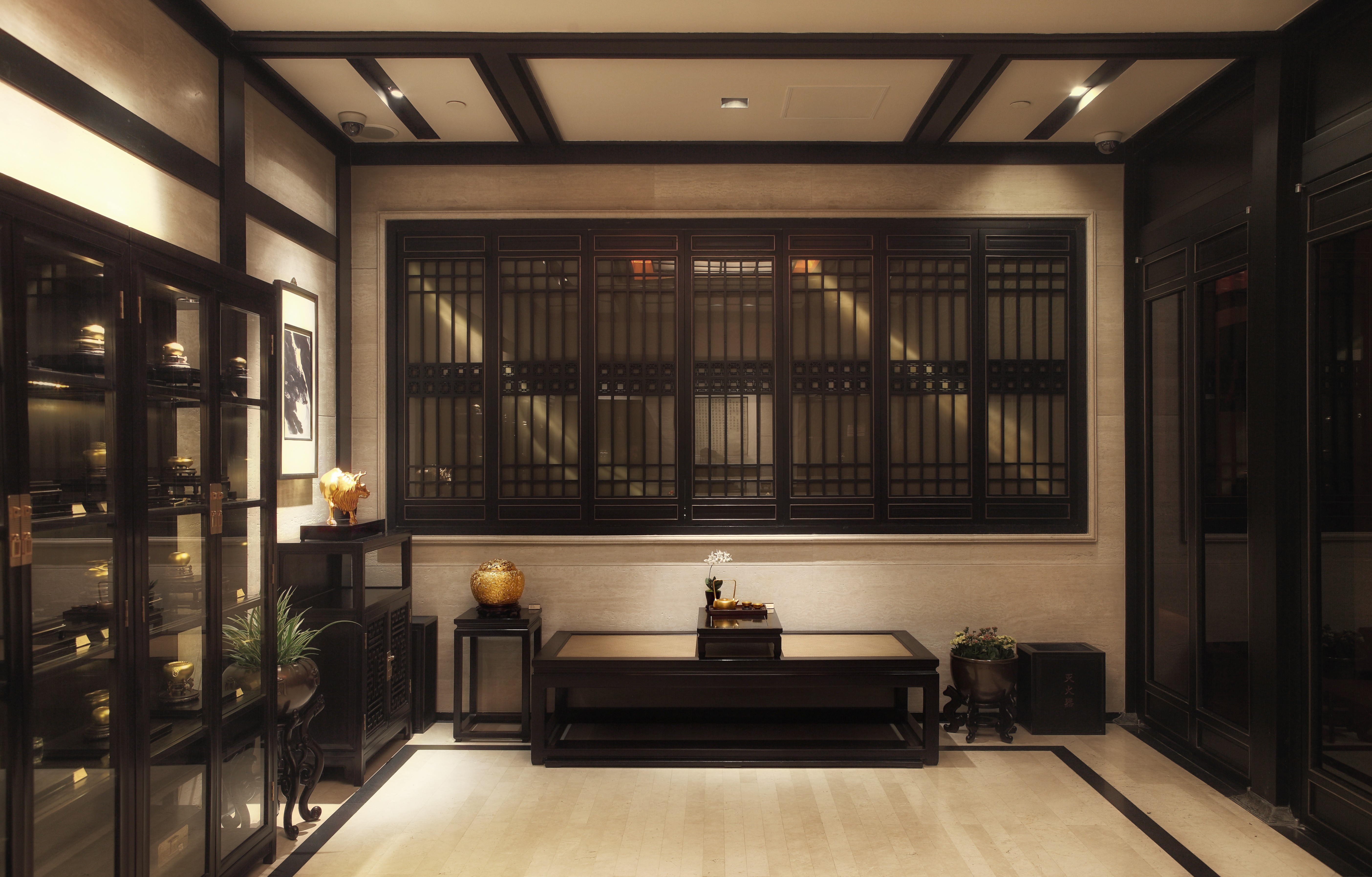 老铺黄金： 传承经典，打造消费场景新体验_凤凰网