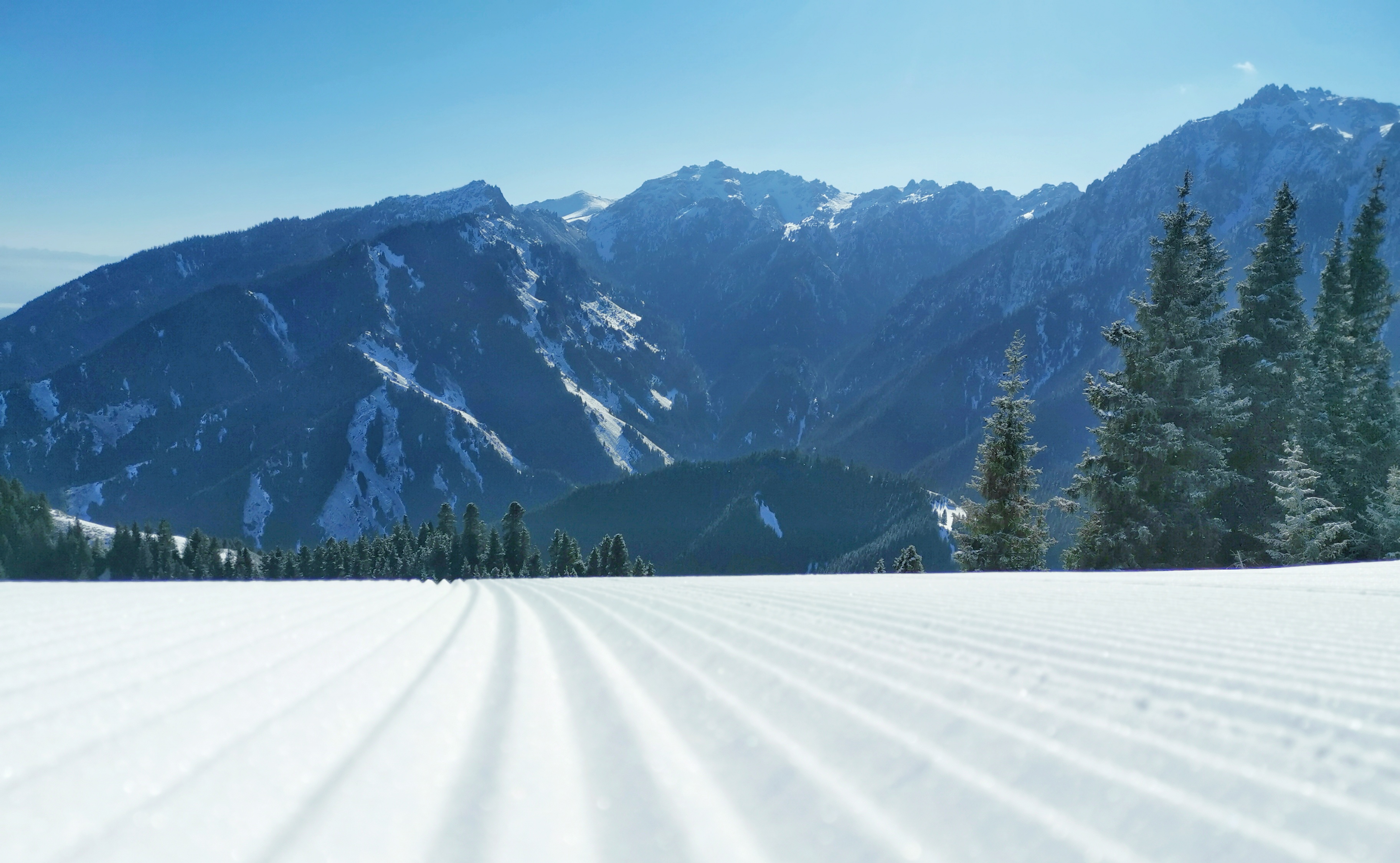 乌鲁木齐丝绸之路滑雪场