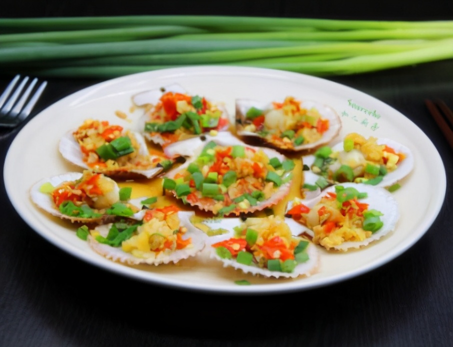 降低癌变的发生剁椒蒸扇贝