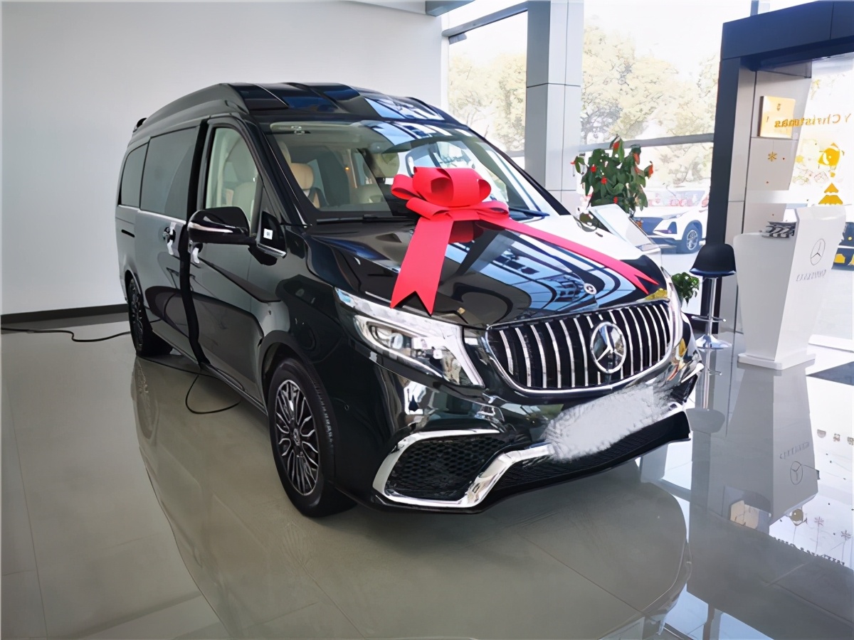 金冠奔驰v260l高顶半隔断全新内饰升级首发