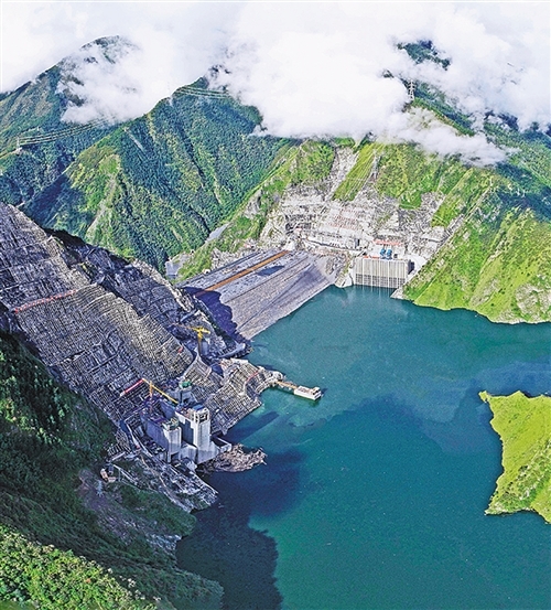 我国海拔最高百万千瓦级水电站 雅砻江两河口水电站投产发电