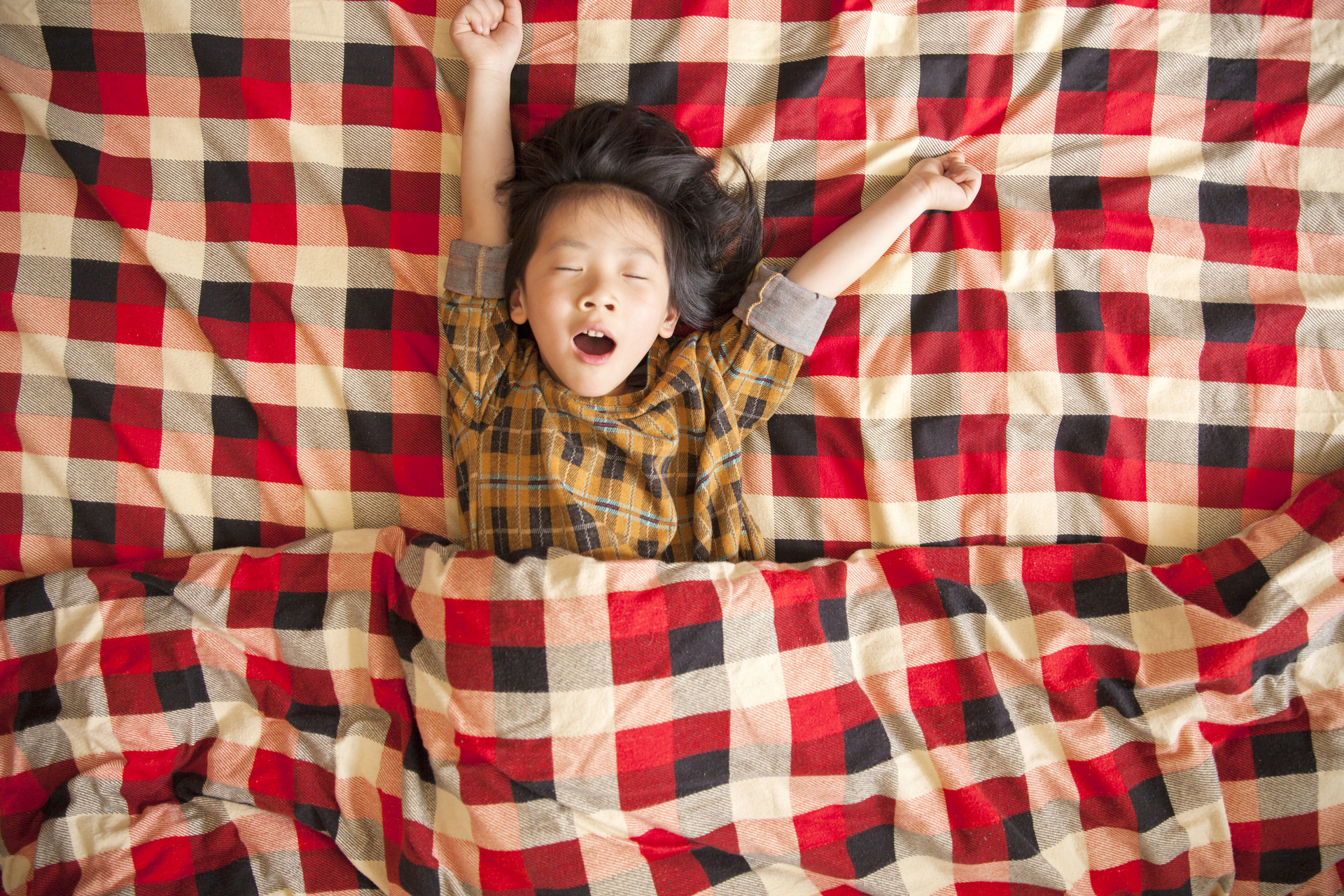 xr怎么测身高孩子经常晚睡，家长担心会影响身高，睡眠时间和质量都要重视_https://www.jmylbn.com_新闻资讯_第10张