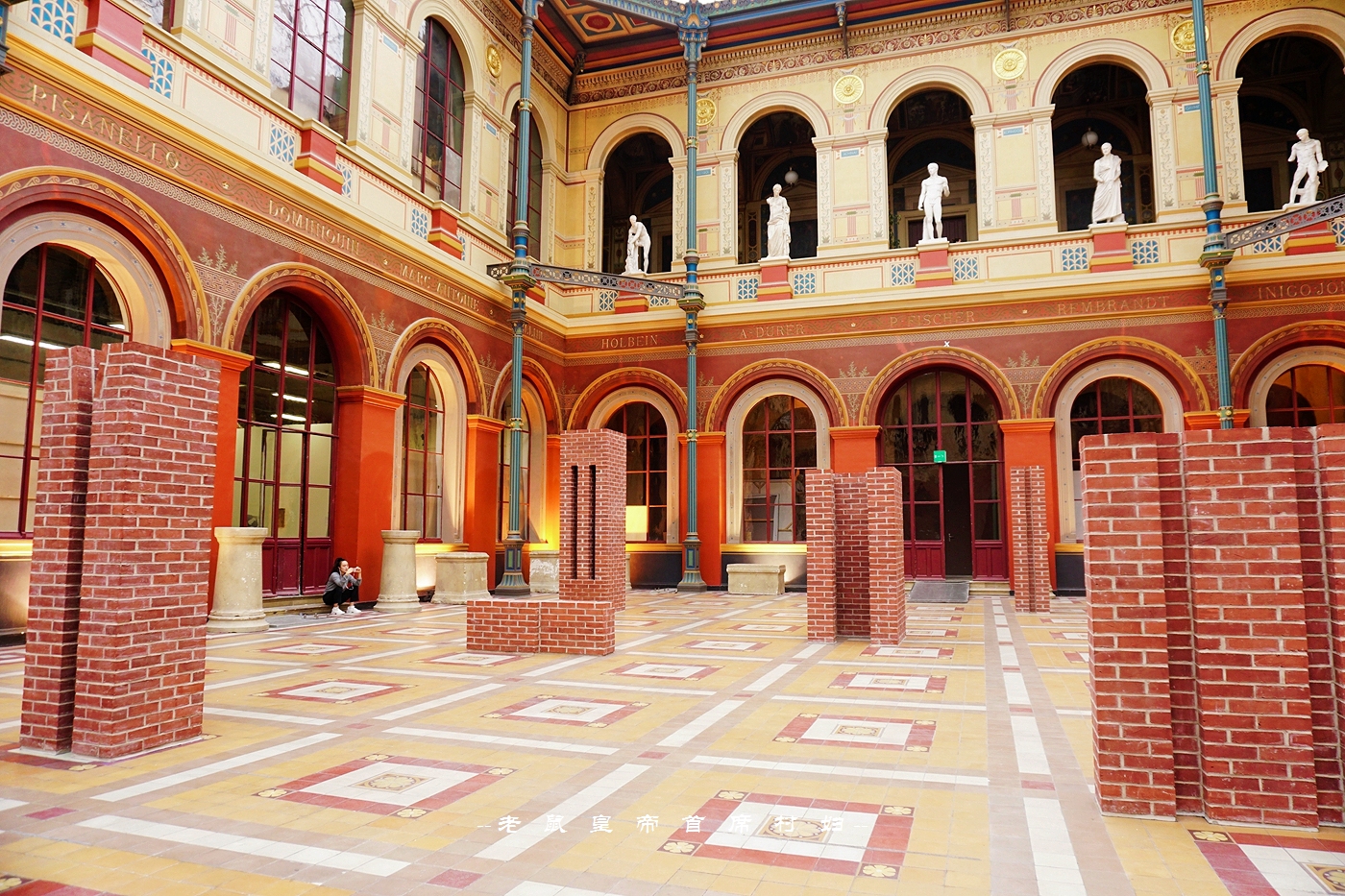 徐悲鸿作品动辄数亿其母校世界顶尖美院却破败到让人震惊