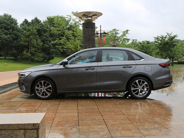 99-8.89万元 吉利第4代帝豪正式上市