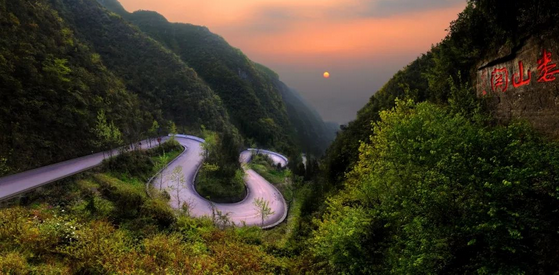 贵州发布十大春季旅游主题线路