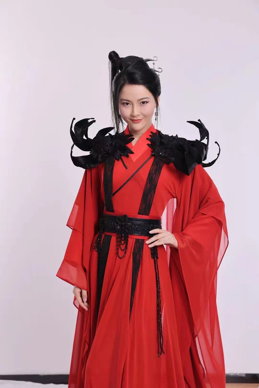 获得2020亚洲小姐全球总冠军之后,吴丹更加忙碌了,不但有模特界的业务