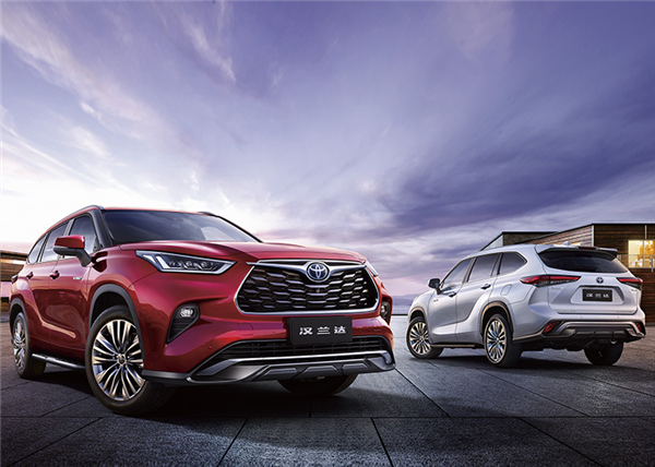 全系混动!新一代丰田汉兰达上市:满油满电续航超1000km