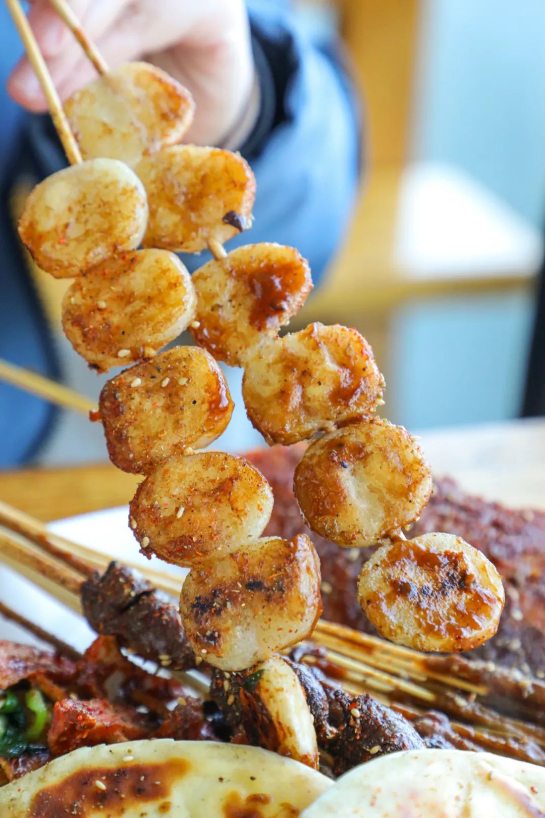 铁板年糕表面被煎至焦脆