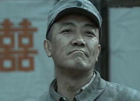 敢笑黄巢不丈夫,乱世出英豪,要不然像李云龙这样的顶多就是个农民工