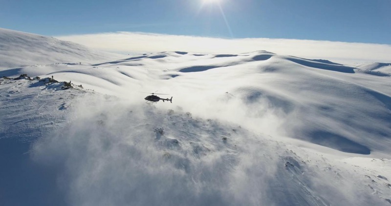 直升机滑雪·野雪公园 阿勒泰市文旅局 供图
