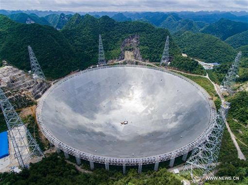 ufo的真实目击照片 4A24F88AA1590EBA12B2B0B4A570E96FEC526253_size416_w510_h382.png