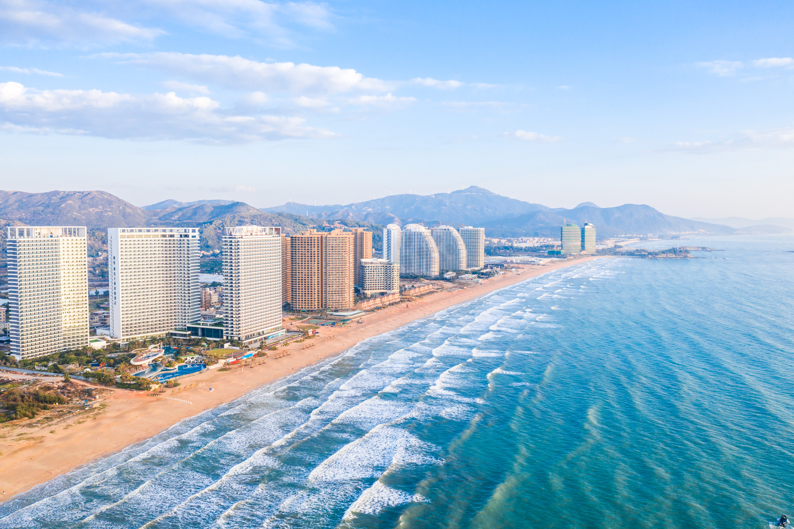 广东这个低调滨海城市,冬天避寒的好去处,海岸风光不输三亚