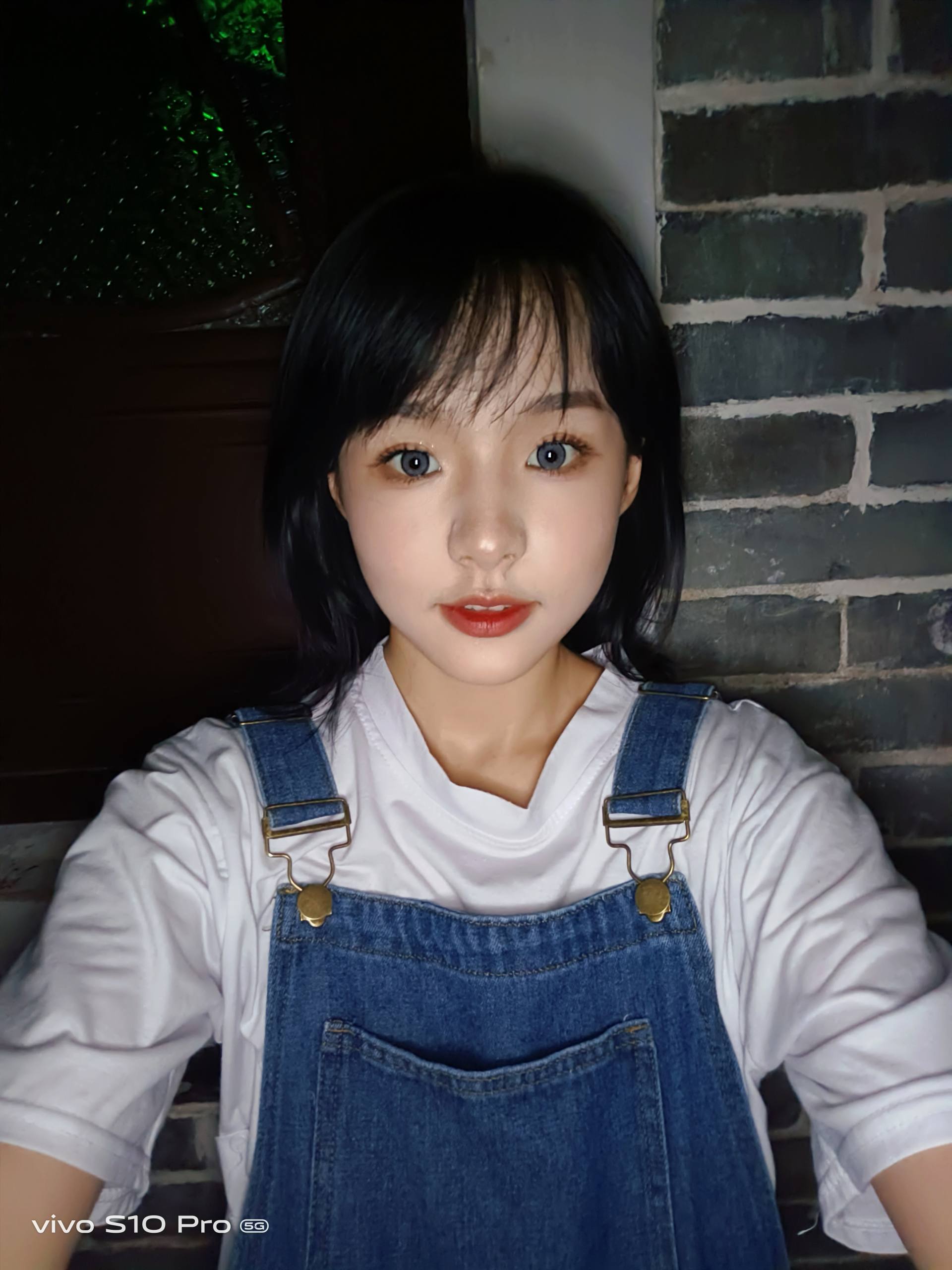 vivos10pro和荣耀50pro选哪个前者自拍更自然