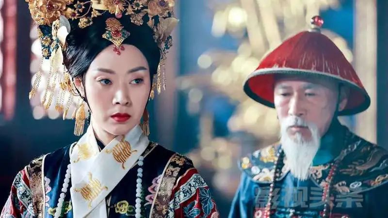 由于同治帝年幼,专权的慈禧太后便与钮祜禄氏联手,串通恭亲王奕䜣