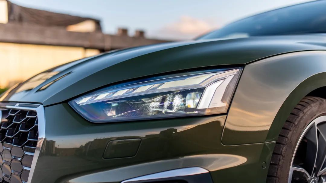 侧颜迷人 奔跑有力-实拍评测奥迪a5 sportbac__凤凰网