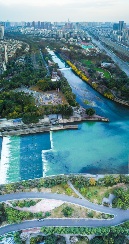见证天府文化繁衍的母亲河在成都,锦江是哺育这座城市成长珠江之于