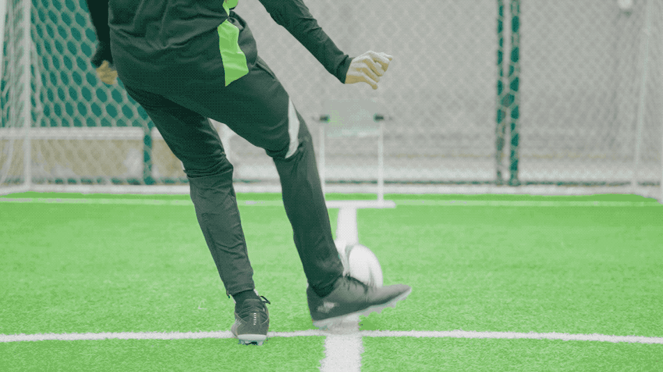 商务本超能挑战正面硬扛350斤杠铃足球飞射花式滑板结局看傻了