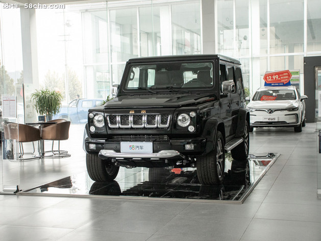 北京bj80上市/售35.99-43.80万元 远看真像奔驰大g