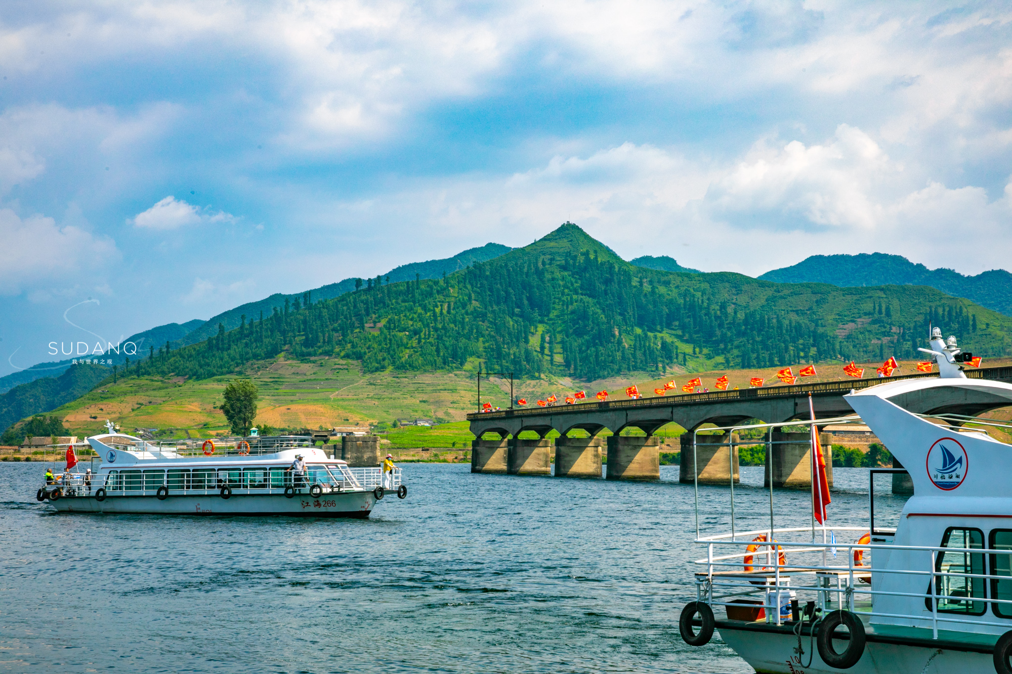 鸭绿江游船,中朝界河历史厚重__凤凰网