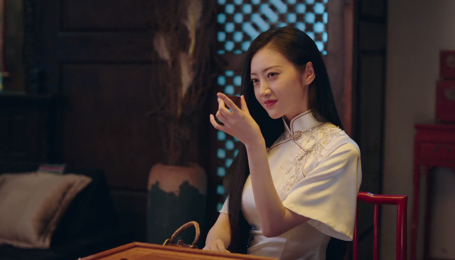 《司藤》:司藤"玩火"烧了民宿,秦放霸气护妻!他离不开司藤的