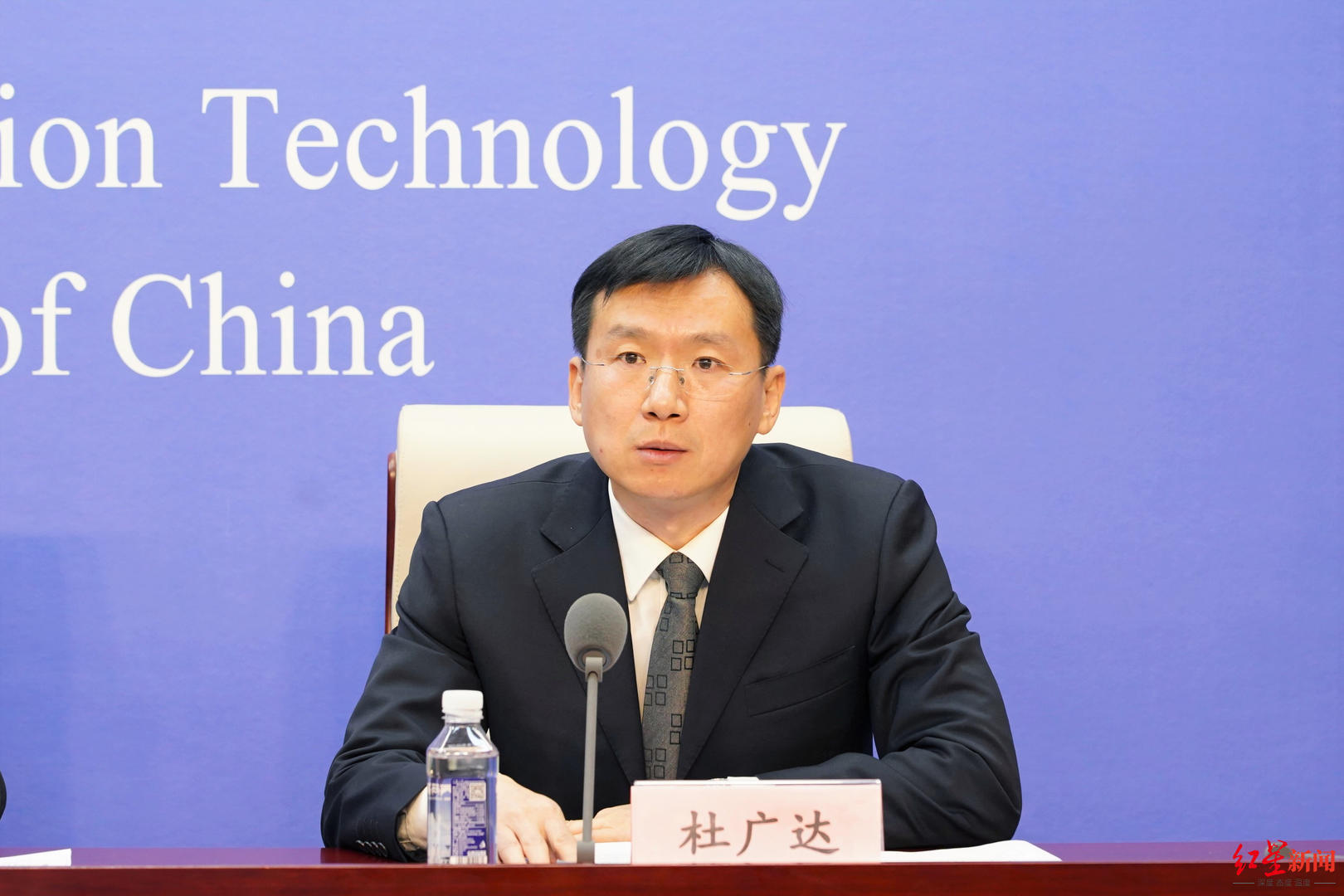 工信部:将加快出台数据安全相关管理办法,研究人工智能等重要领域数据安全标准