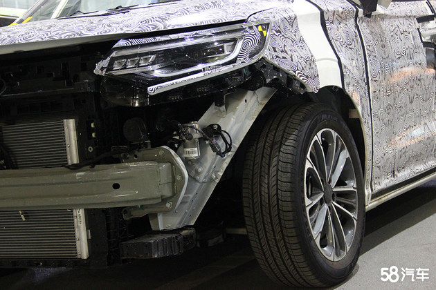 荣威imax8中保研碰撞全优安全细节满满