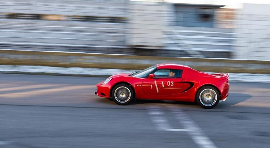 路特斯首款suv车型lambda曝光,国内投产,于2022年上市!__凤凰网