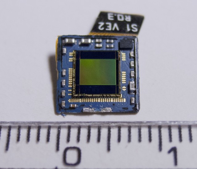 手机相机传感器(图源:网络)