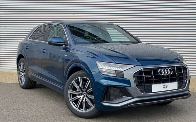 奥迪q8海外实拍搭3.0t混动国内优惠4万元-图1