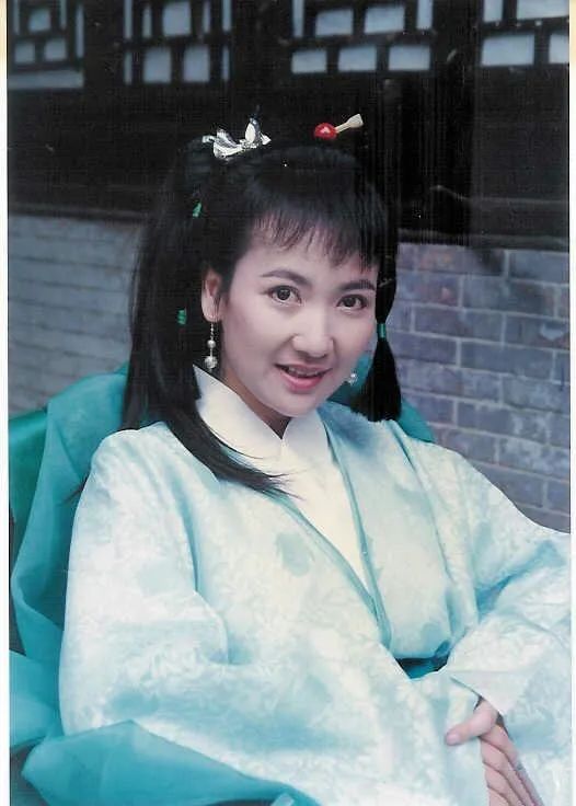 28年后重温《新白娘子传奇》,发现一直做陪衬的小青,才是真正的大女主