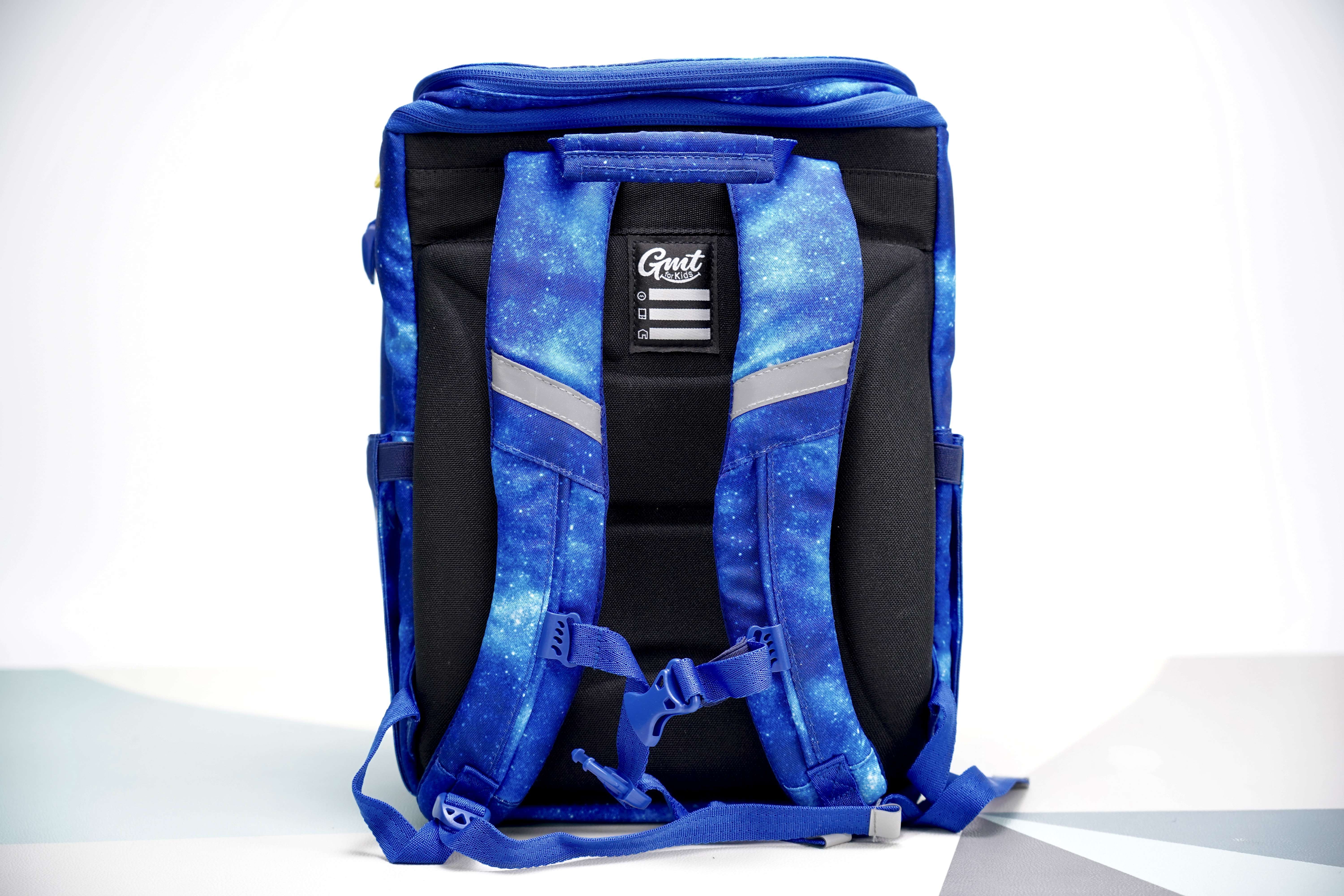 步入小学的首个书包!gmt for kids护脊书包开箱晒物__凤凰网