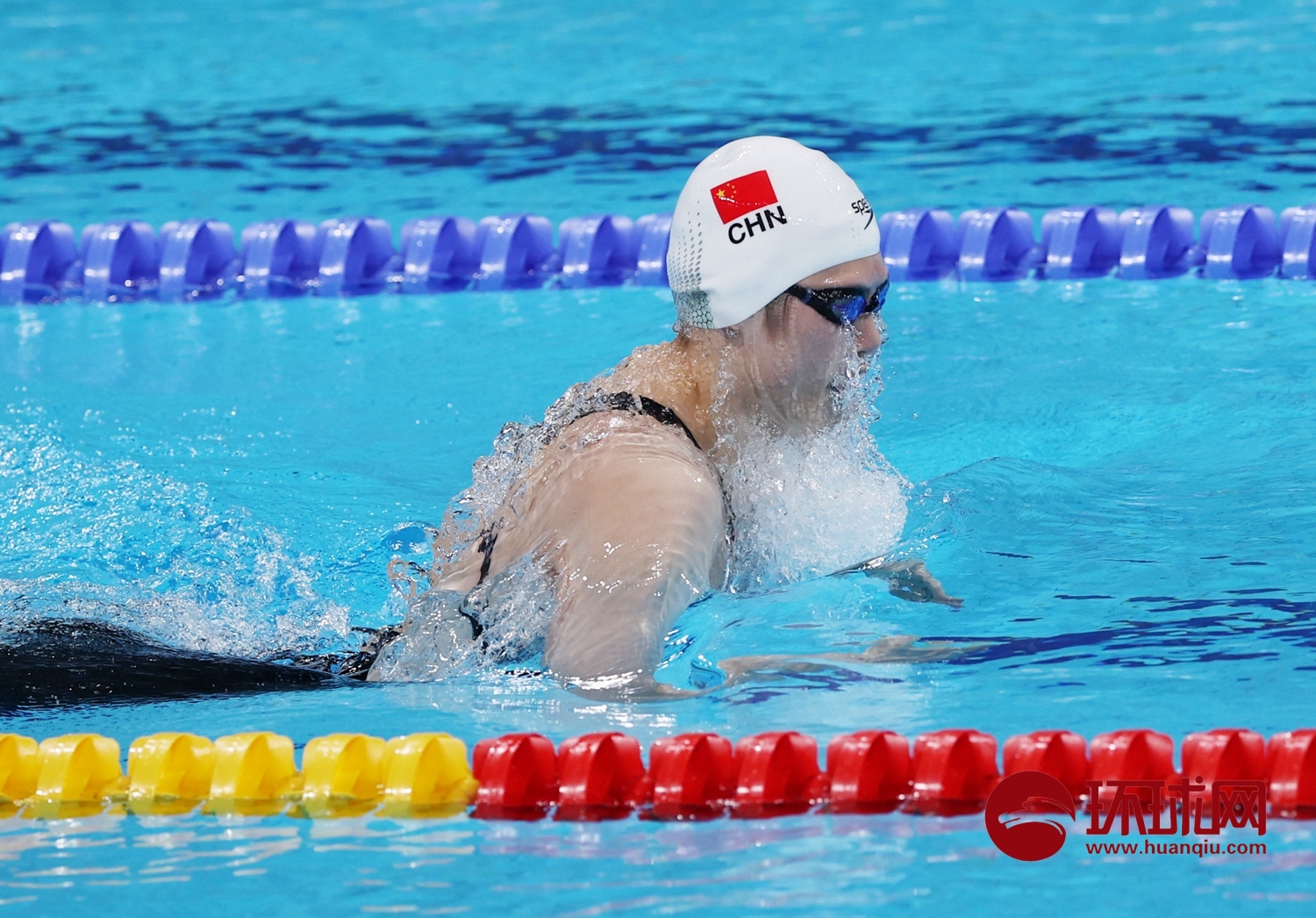 叶诗文领衔的浙江队夺得第十四届全运会女子4*200米游泳接力冠军.