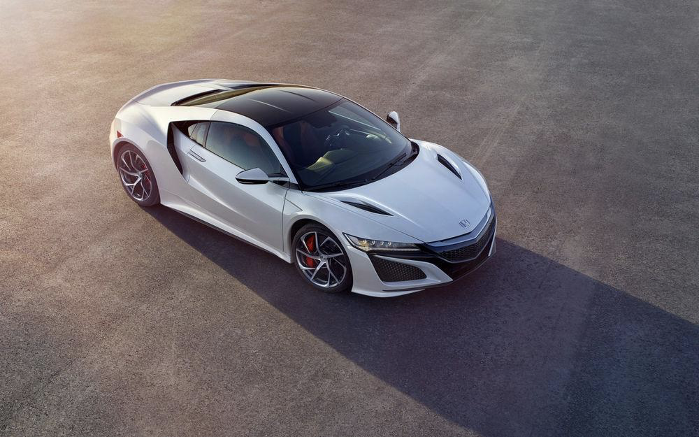 日系跑车逆风而行