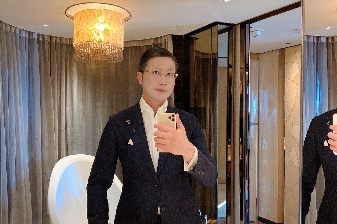 嘿沈南鹏有人模仿你的脸