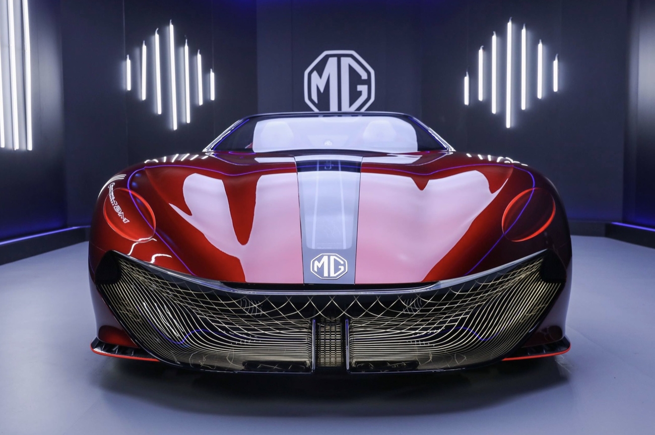 MG Cyberster全球首发名爵驶向赛博朋克新时代-图5