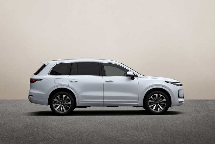 新款理想one正式上市售338348万元多种车漆颜色供选择