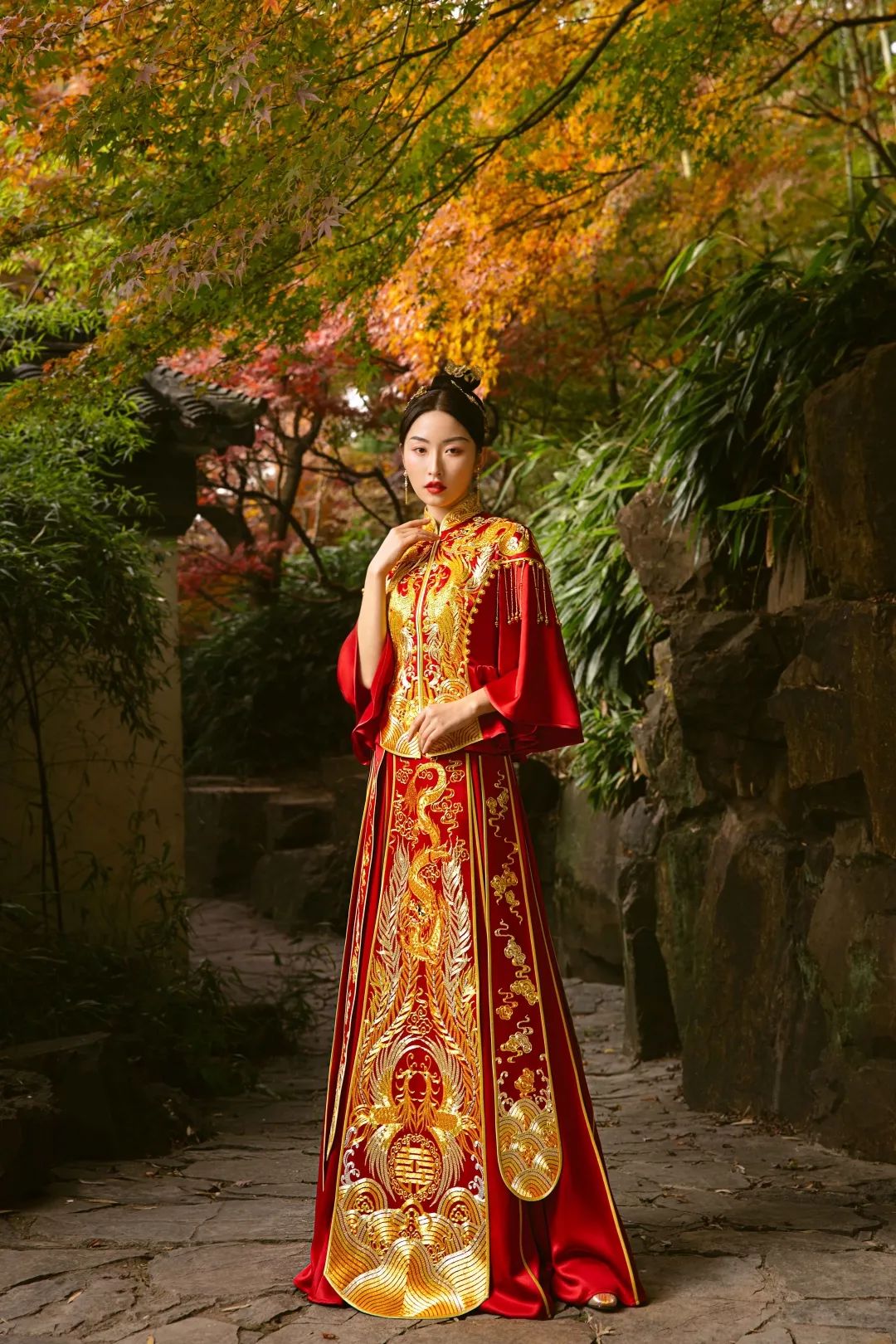 倒叙新品| 融合传统与现代之美,打造中式嫁衣新风尚