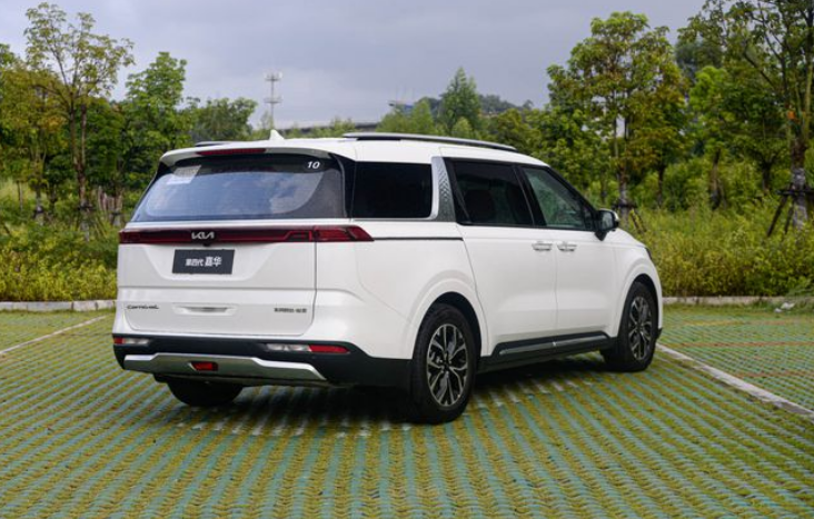 商货两用预售2889万元的起亚嘉华值吗