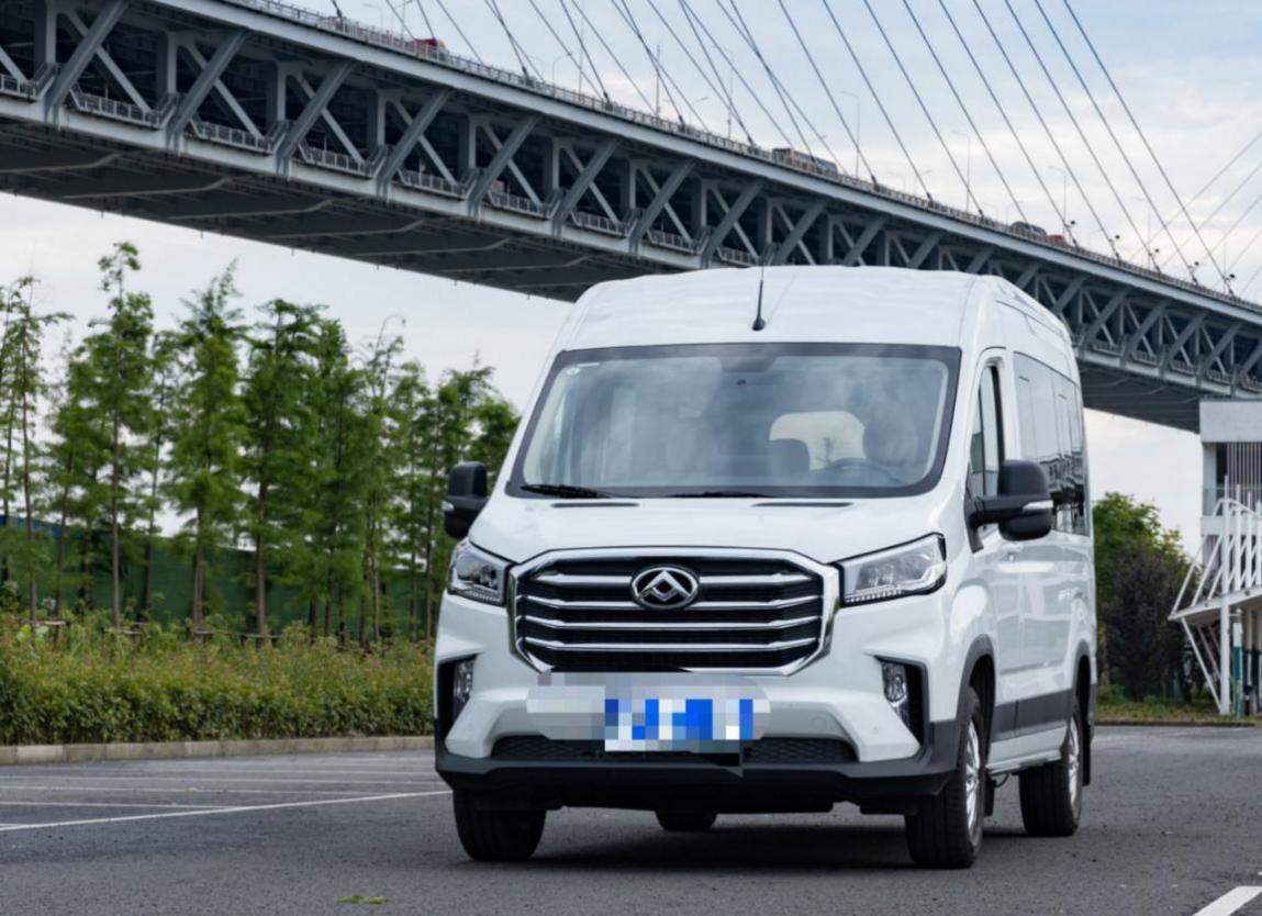 有车,有远方,我的智能伙伴上汽大通v90