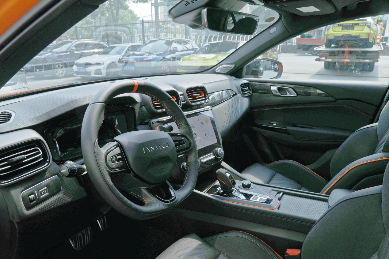 【帮你选车】254匹马力,比gti快,领克02 hatchback到店实拍