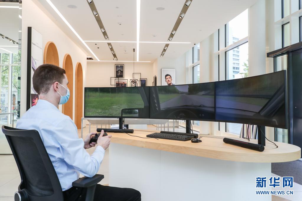 德国首家华为旗舰店在柏林开业