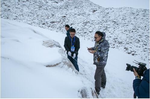 凤凰网|艾米龙与您的进博会冰雪之约