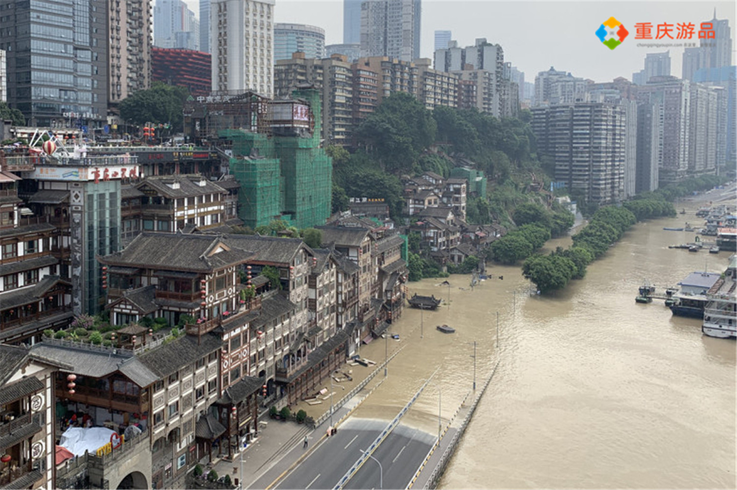 重慶暴雨間歇,一號洪峰順利經過磁器口,水位持續上漲後回落