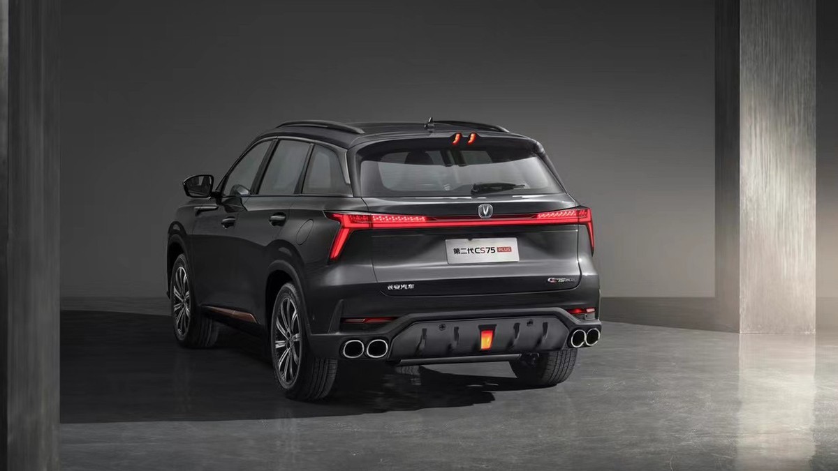 新款长安cs75plus官图发布换全新外观销量要超哈弗h6