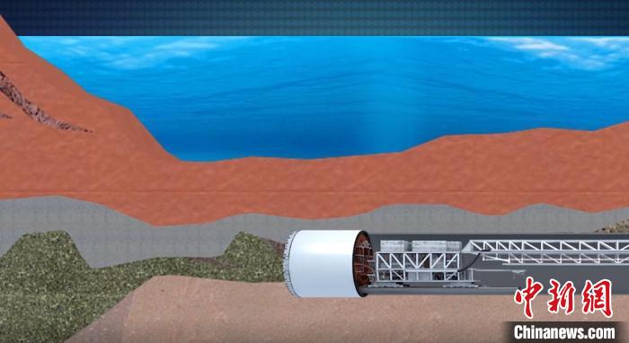 盾构机在79米深的长江江底地层中运行。中交隧道局供图