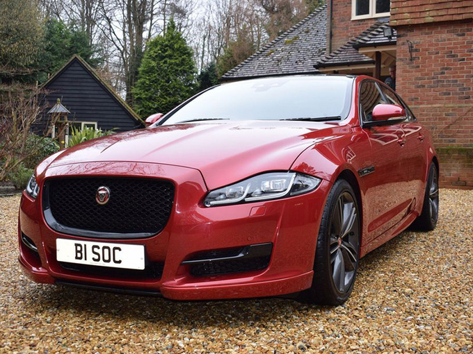 捷豹xj实拍曝光搭3.0t v6/尺寸媲美玛莎拉蒂总裁-图1