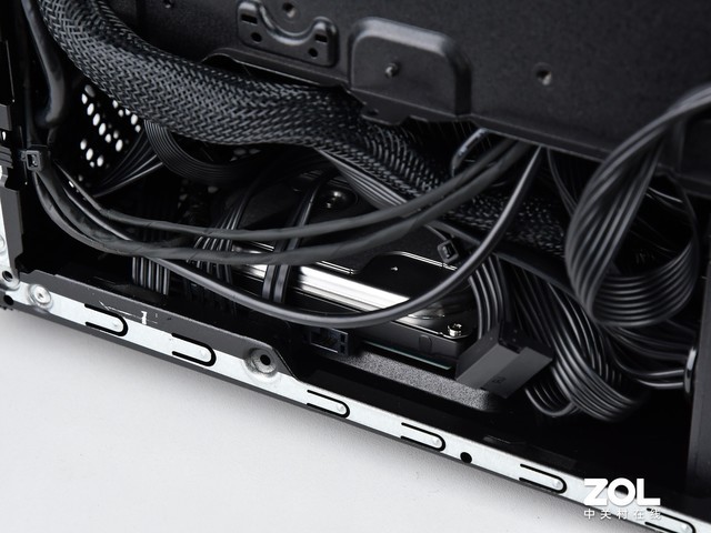 游戏玩家的殿堂级神器:ROG 光魔 G15