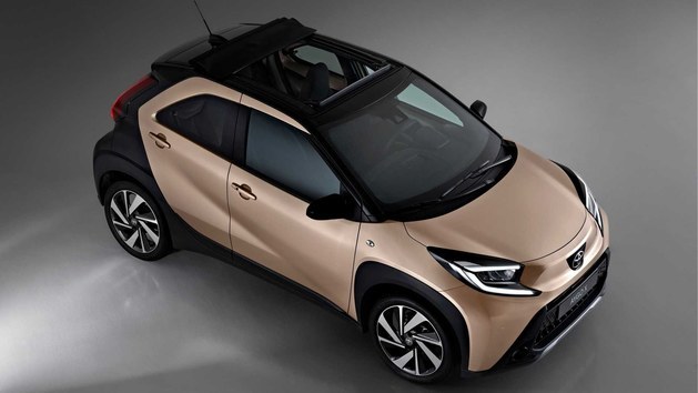 全新丰田aygox官图发布定位跨界小型suv