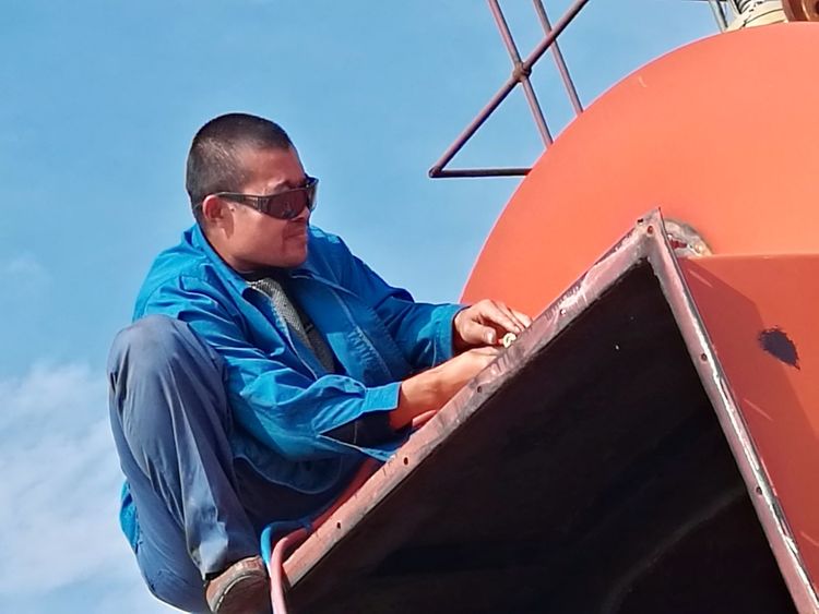 中国著名雕塑家邱天老师告诉您:钢铁装置雕塑是怎么做成的(二)